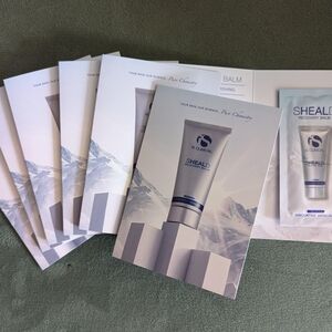 IS Clinical Sheald Recovery Balm Moisturizer - White